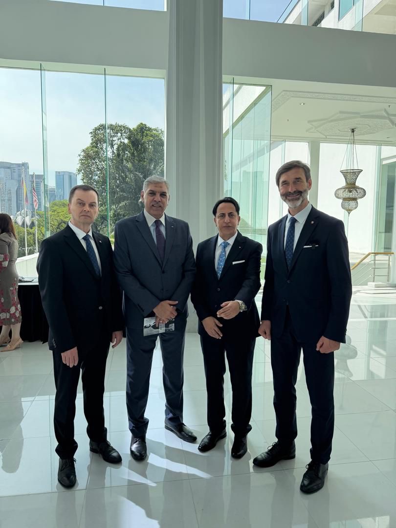 سفير فلسطين لدى ماليزيا على هامش افتتاح معرض "أصداء الحكمة الإسلامية"